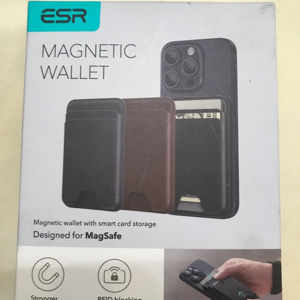 ESR Magnetic Wallet